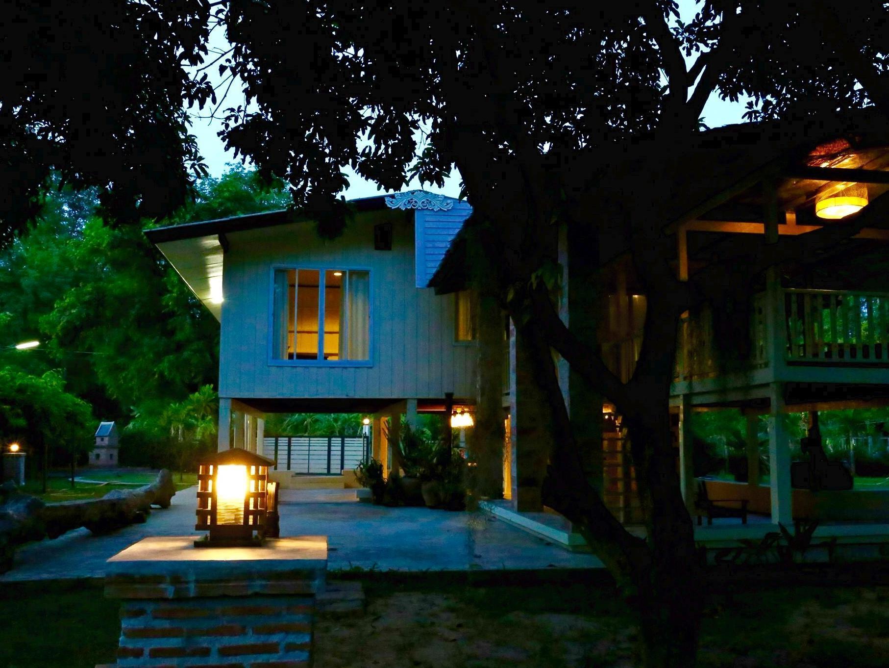 Tha Chang Vintage Suphanburi Esterno foto